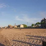 Beautiful & Private Apartment Seconds From Beach