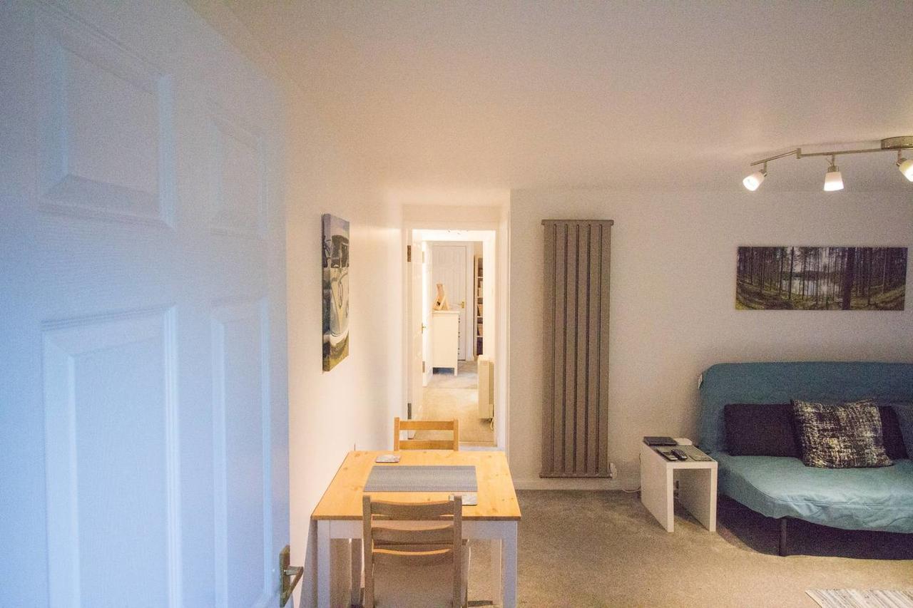 Beautiful & Private Seconds From * Edinburgh